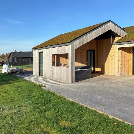 3 Bedroom Gorgeous In *